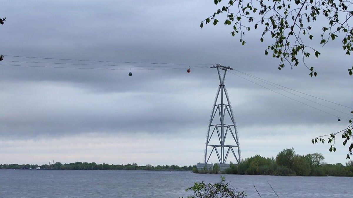     68% нижегородцев поддержали строительство канатки через Оку в Нижнем Новгороде. Об этом стало известно на круглом столе на базе общественной палаты города 18 мая. На мероприятии присутствовал корреспондент NewsNN.