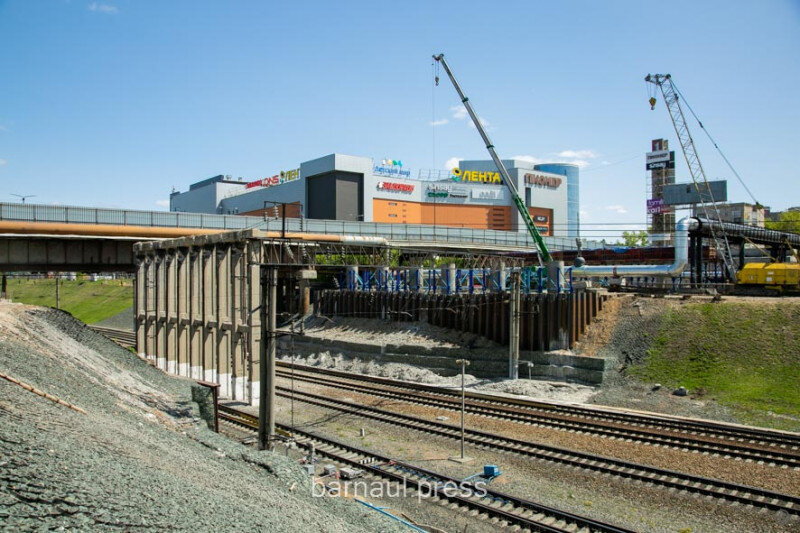 Мост новый рынок барнаул. Мост пионер барнаул. Барнаул мост на ленина. Реконструкция моста на ленина в барнауле. Мост новый рынок барнаул.