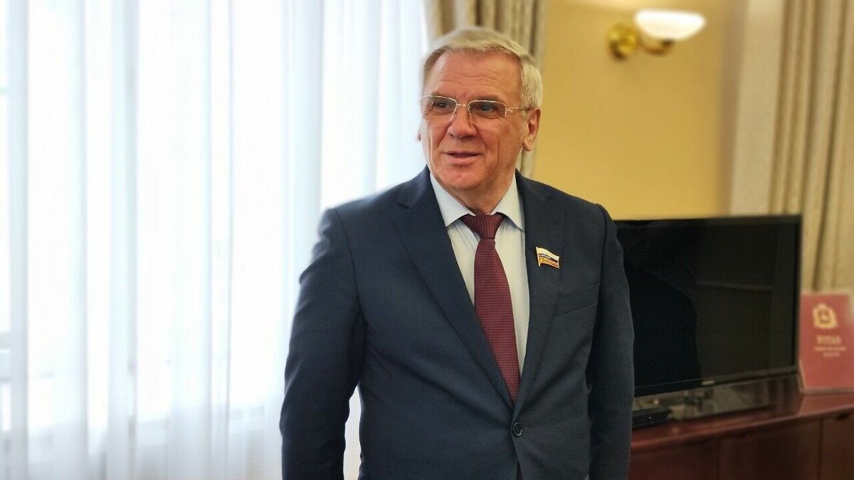     Спикер Заксобрания Нижегородской области Евгений Люлин высказался о нашумевшем законопроекте, который предлагает дать возможность регионам самостоятельно устанавливать порядок обращения с бездомными животными. Своим мнением он поделился с NewsNN.