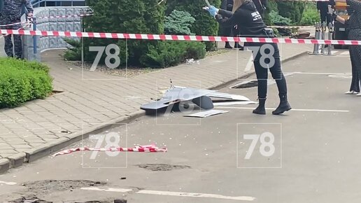 Беспилотник врезался в жилой дом. Беспилотник врезался в дом в Москве. Взрыв беспилотника на проспекте Лихачева в Москве. Как выглядят беспилотники.