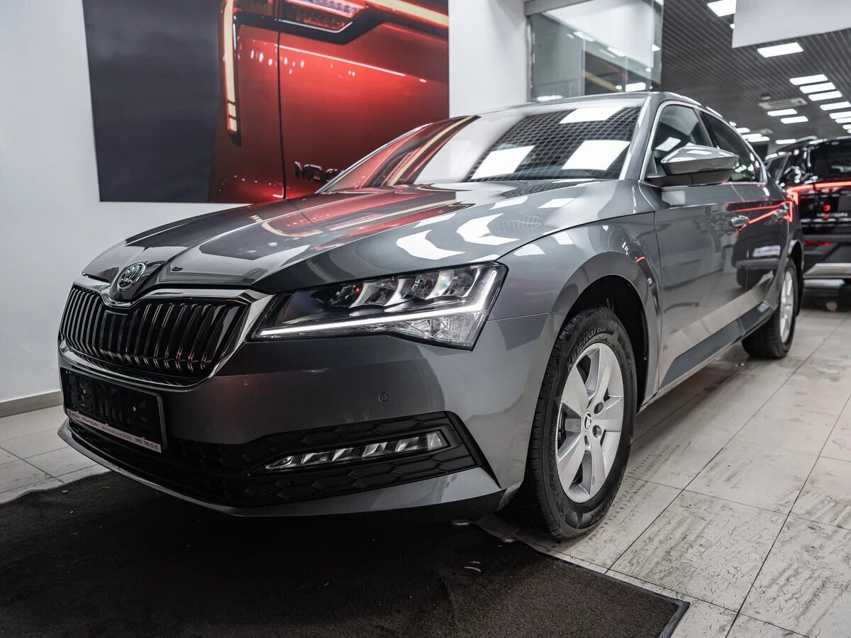 Skoda Superb: как купить европейский бизнес-класс в России | Auto People |  Дзен