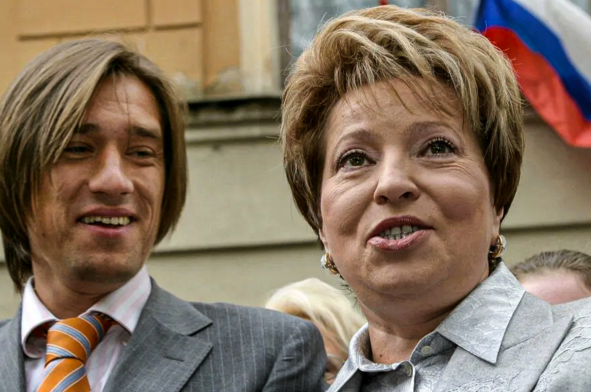 "Я много работал и всего достиг сам. Никогда не просил помощи у мамы". Как сынок Матвиенко смог стать долларовым миллиардром