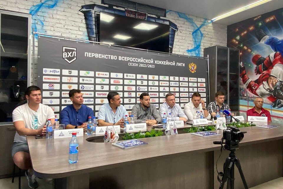    Команду будет готовить обновленный тренерский штаб Анна СЕМИНА