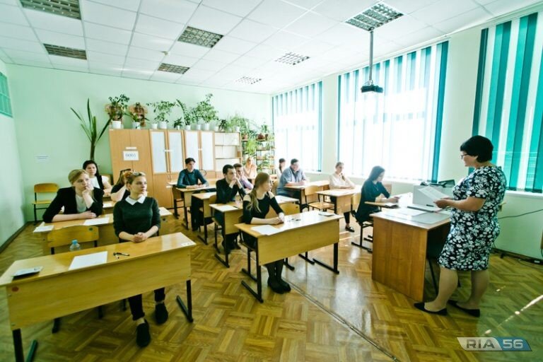    Девятиклассники Оренбуржья 6 июня сдают самый массовый ОГЭ по русскому языку Андрей Севостьянов