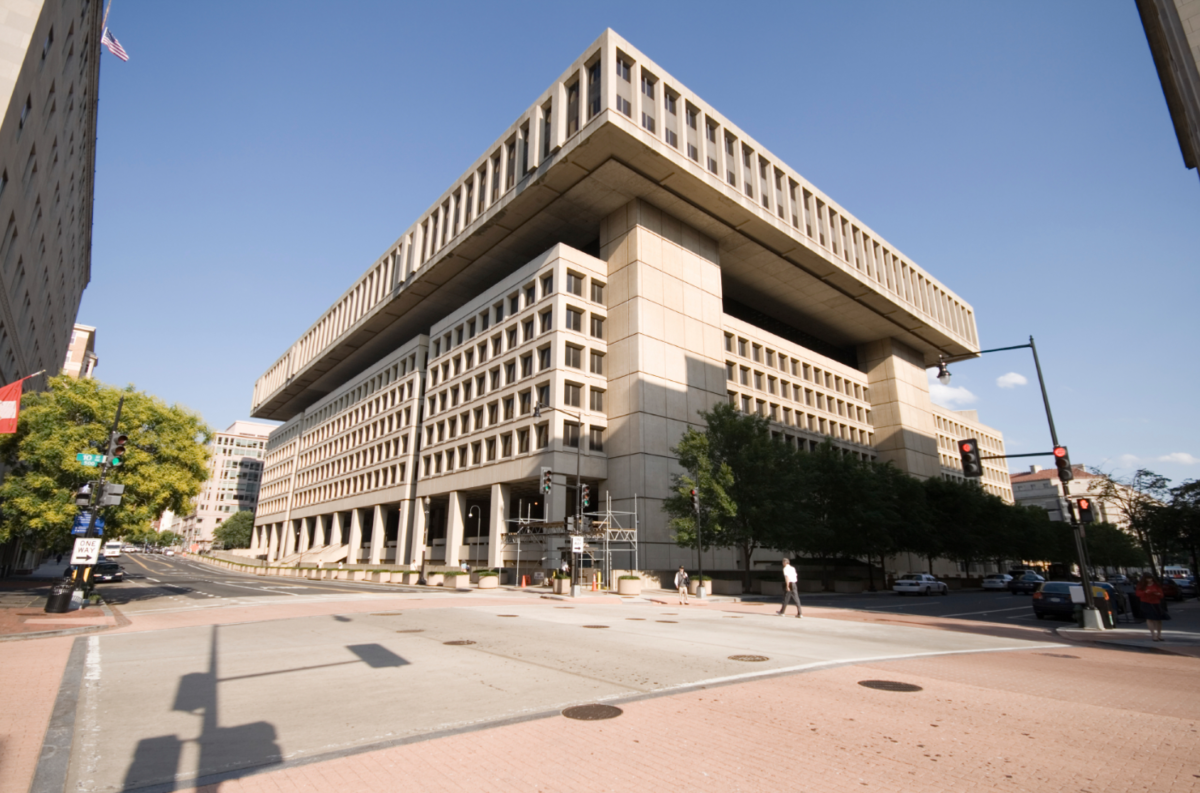 Здание эдгара гувера в вашингтоне. Штаб фбр. Fbi здание в вашингтоне. Штаб фбр. Здание фбр в вашингтоне.