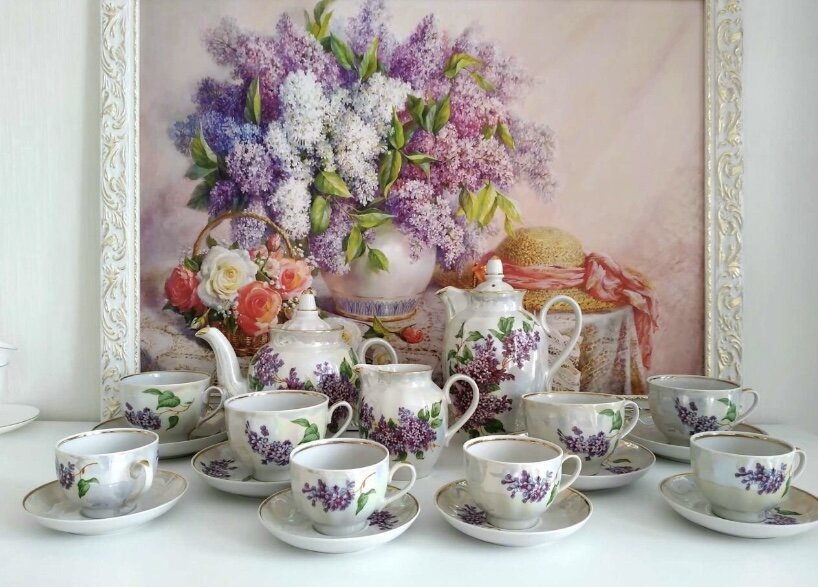 Перламутровая «Сирень», чайно-кофейный сервиз, Дулево 1999 год.