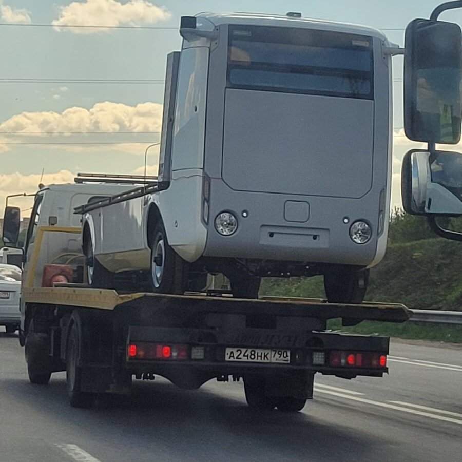 В Подмосковье засекли новый прототип российского беспилотного грузовика  Evocargo Evo.1 | Автокультура CARAKOOM | Дзен