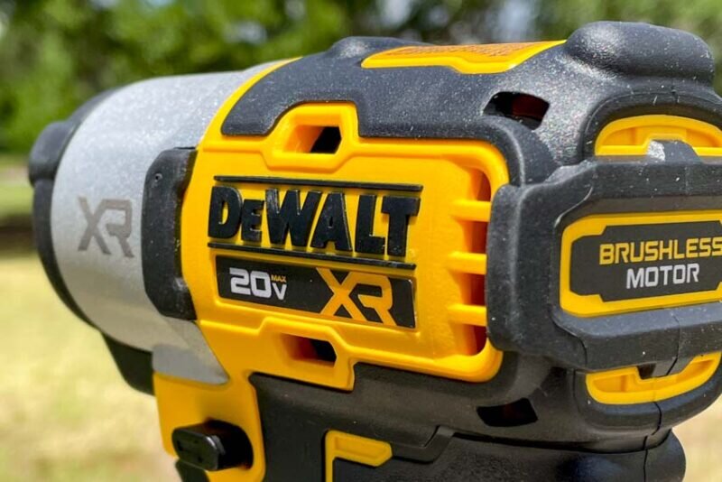 Atomic on sale 20v dewalt