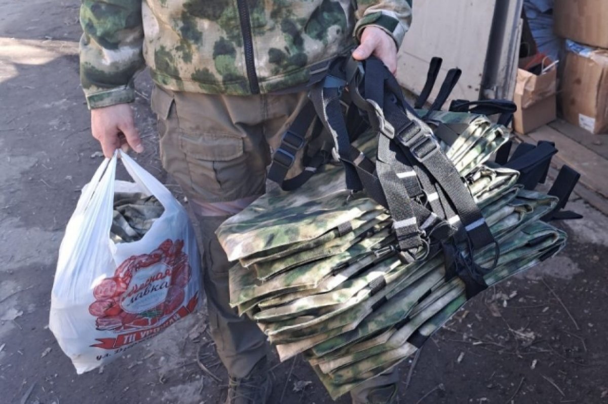    Спасти жизнь. Донские волонтёры бесплатно шьют носилки для бойцов
