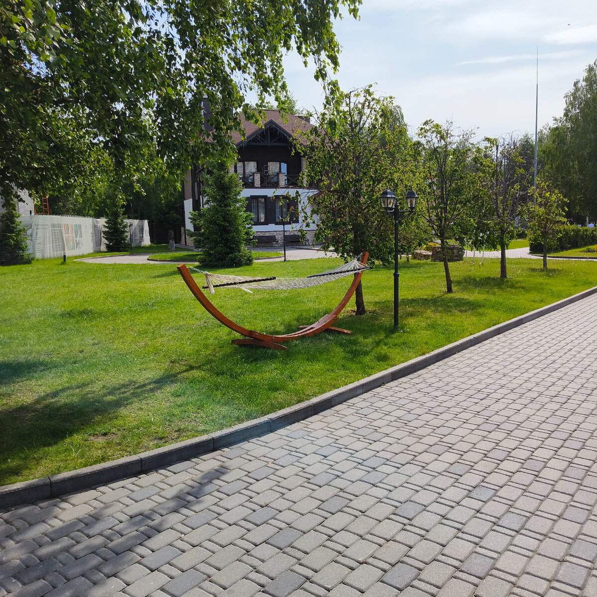 Фото автора. Территория Alpen park 