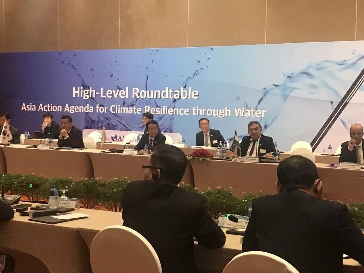 Делегация Узбекистана приняла участие в 5-ом заседании Азиатского межпарламентского консультативного совета по водным ресурсам. ©Сенат Олий Мажлиса