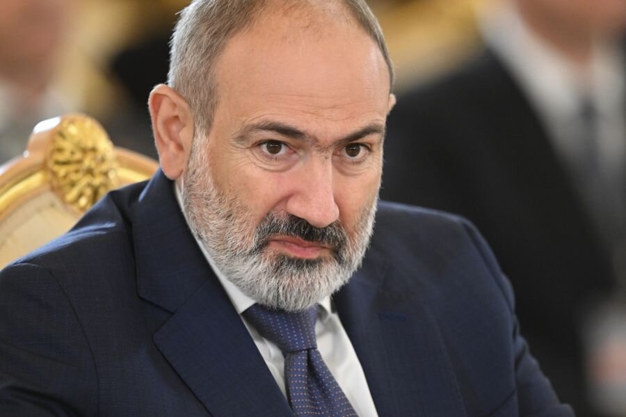    Премьер-министр Республики Армения Никол Пашинян перед началом заседания высшего Евразийского экономического совета (ВЕЭС) в расширенном составе в Москве. 2023 © Илья Питалев/РИА Новости
