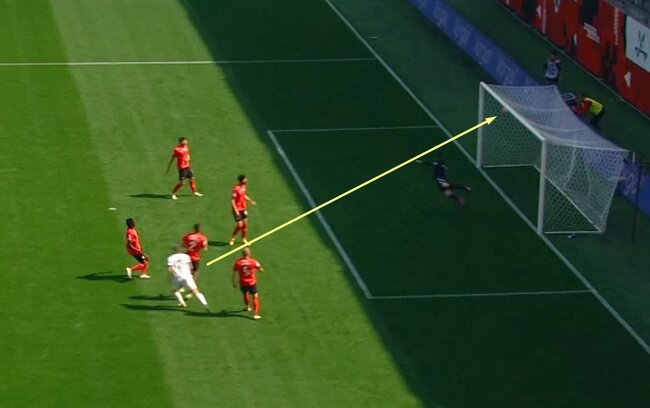 Скрин 1. Юшин, 1:0, после подачи Егорычева проявил индивидуальное мастерство