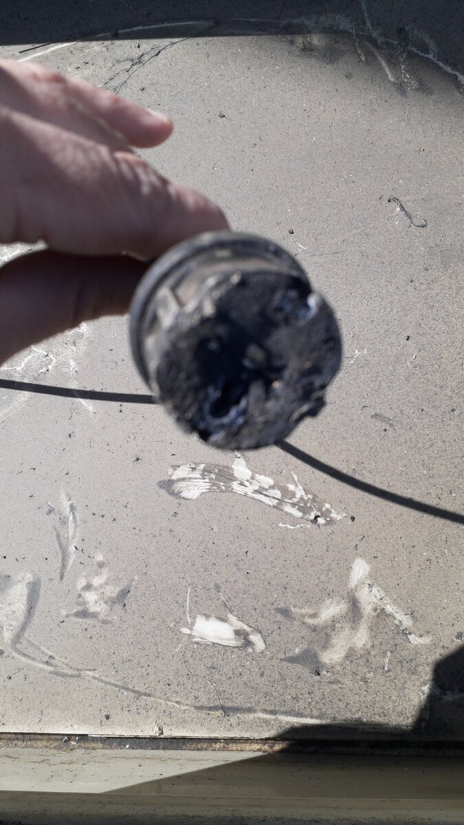 Сгоревшая розетка