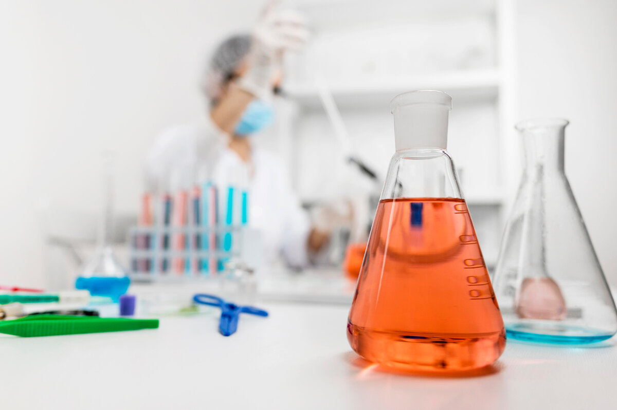 Изображение от <a href="https://ru.freepik.com/free-photo/equipment-for-researchers_12168628.htm#&position=0&from_view=search&track=ais&uuid=c48179bd-a94b-4793-9eb6-38c77d204860">Freepik</a>