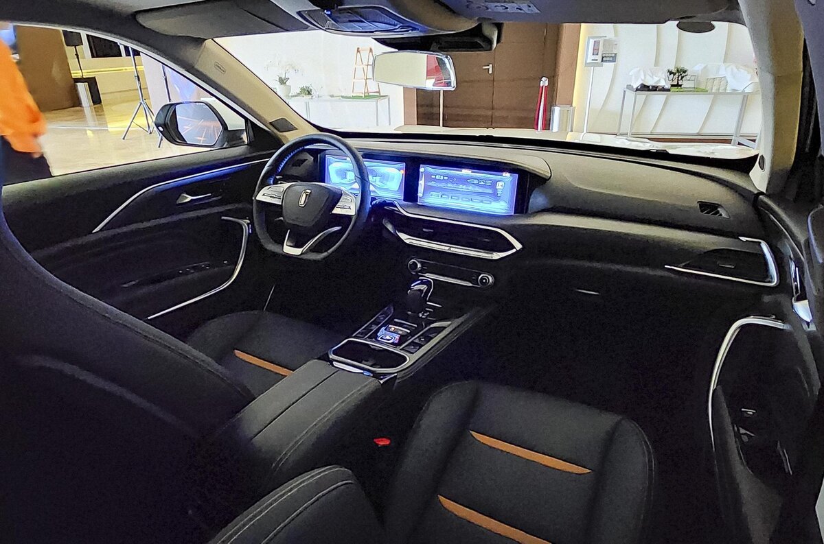 Lada X-Cross 5. Источник иллюстрации - auto.ru