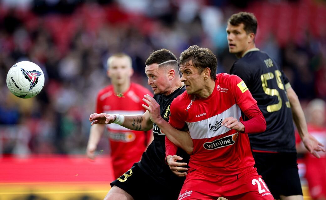 Ещенко 2022. Георгий ярцев спартак. Романцев тренер спартака. Спартак поднимает кубок. Матч в честь романцева.