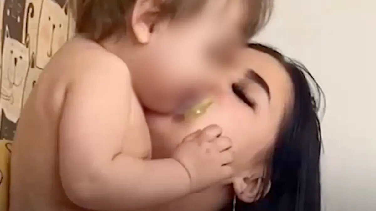 Фото: стоп-кадр из видео Mash