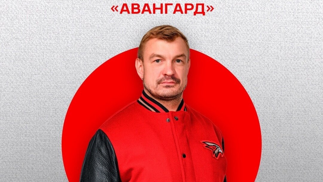     Им стал стал главный тренер Кирилл Алексеев.