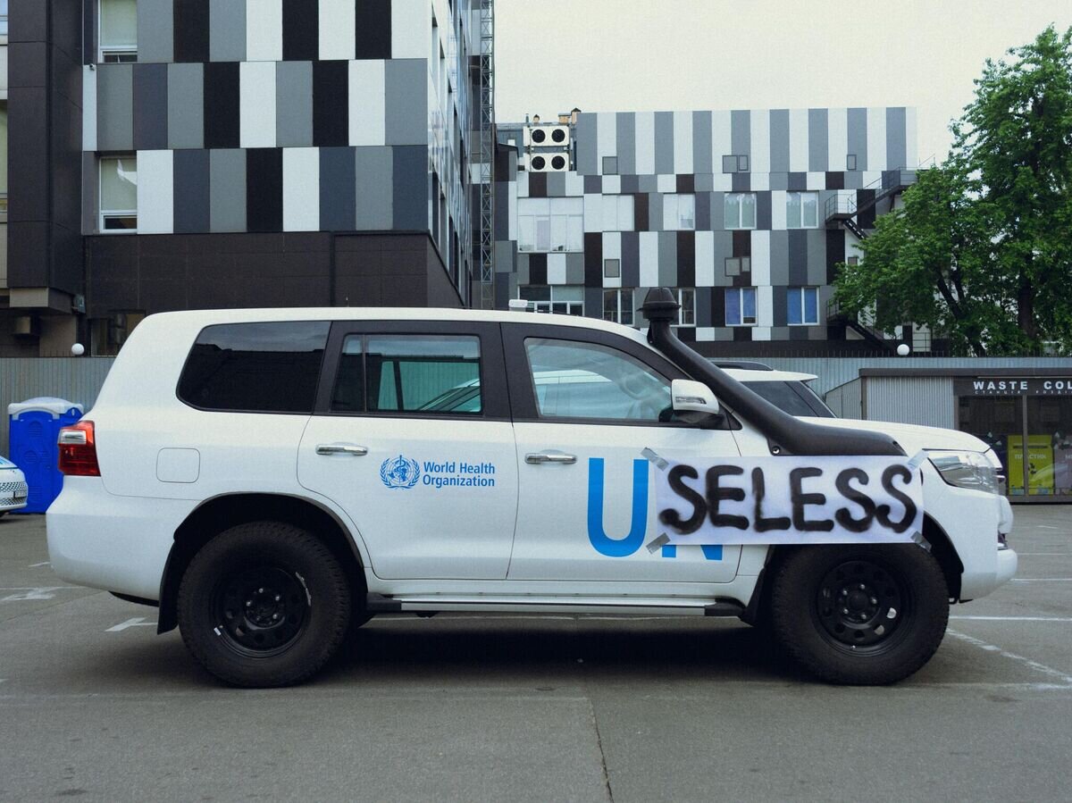    Служебный автомобиль миссии ООН в Киеве, Украина© Фото : Йосип Гусак