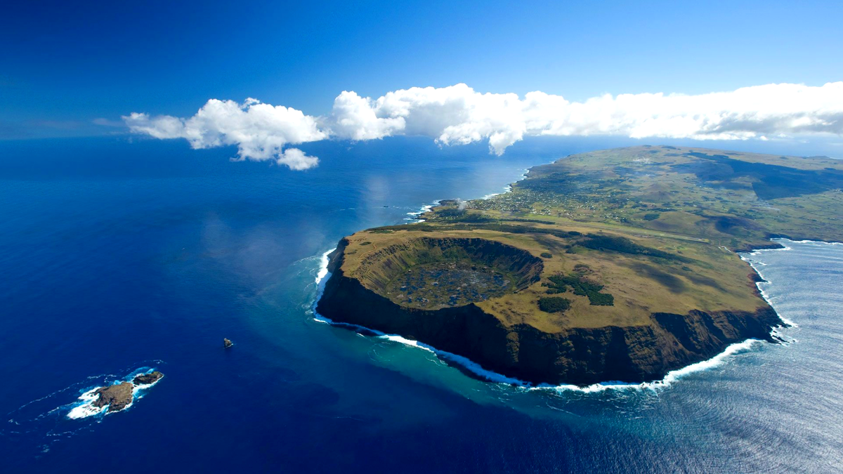 Крупнейшие острова архипелаги тихого океана. Остров Тристан-да-Кунья. Рапа-Нуи остров. Остров Пасхи Океания. Остров Пасхи Чили.