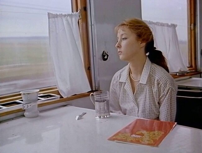 Кадр из фильма «Женатый холостяк» (1982). Скриншот.