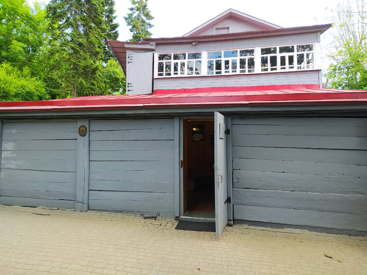 Дом Циолковского в Калуге (фото автора) листайте далее