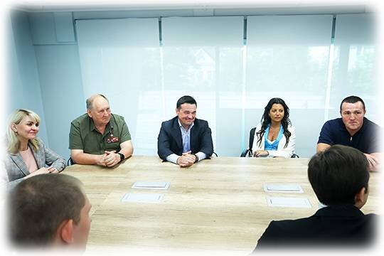    Андрей Воробьев провел встречу со штабом общественной поддержки