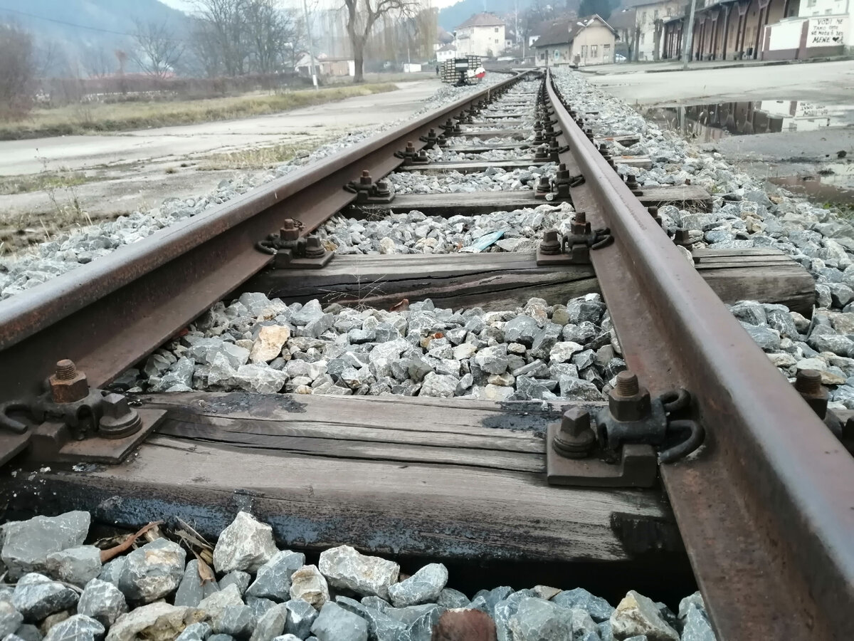 Колея бывшей узкоколейной дороги Белград-Сараево в Вишеграде