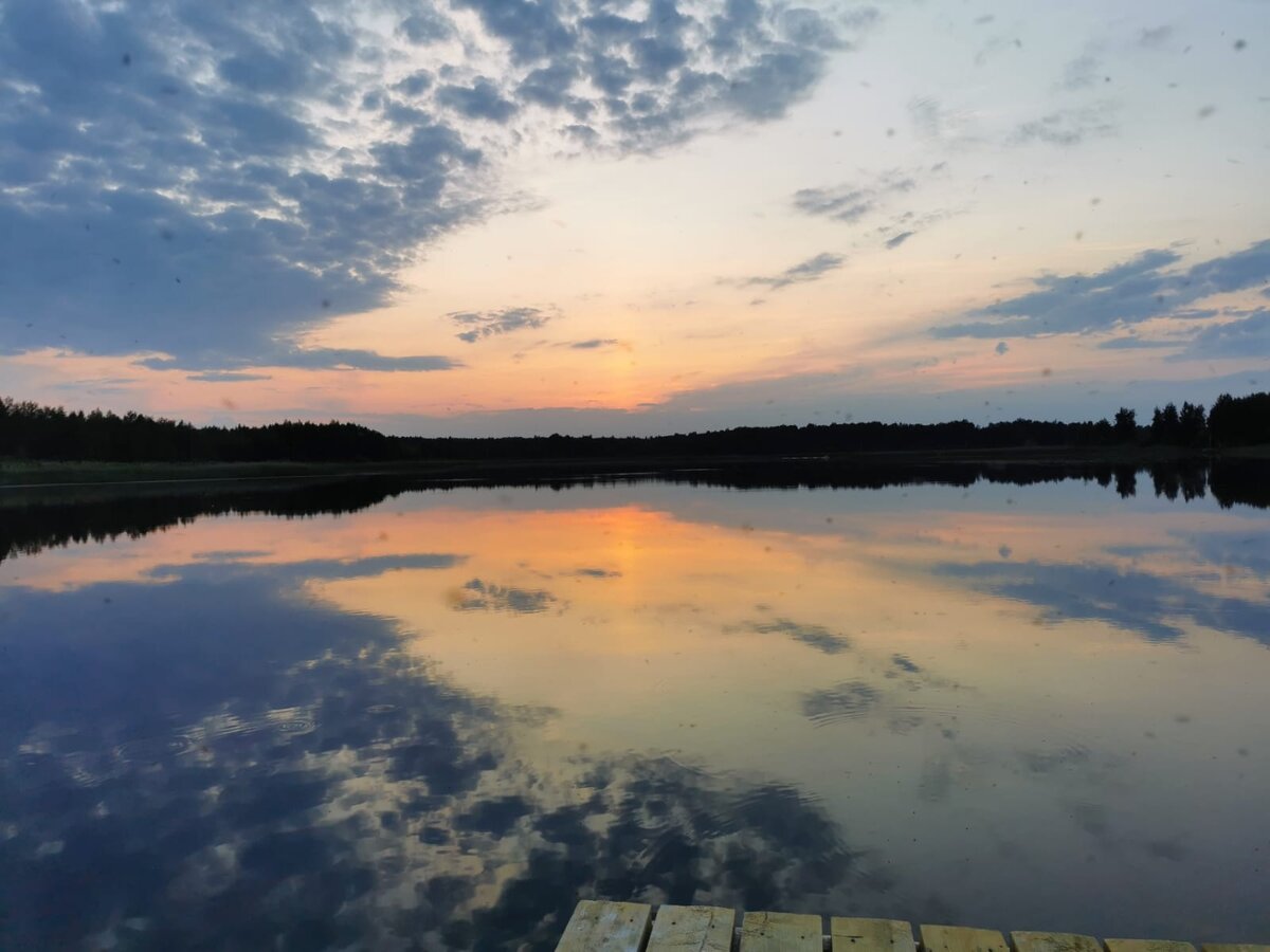 Закаты в любом районе Селигера - это красочное шоу!