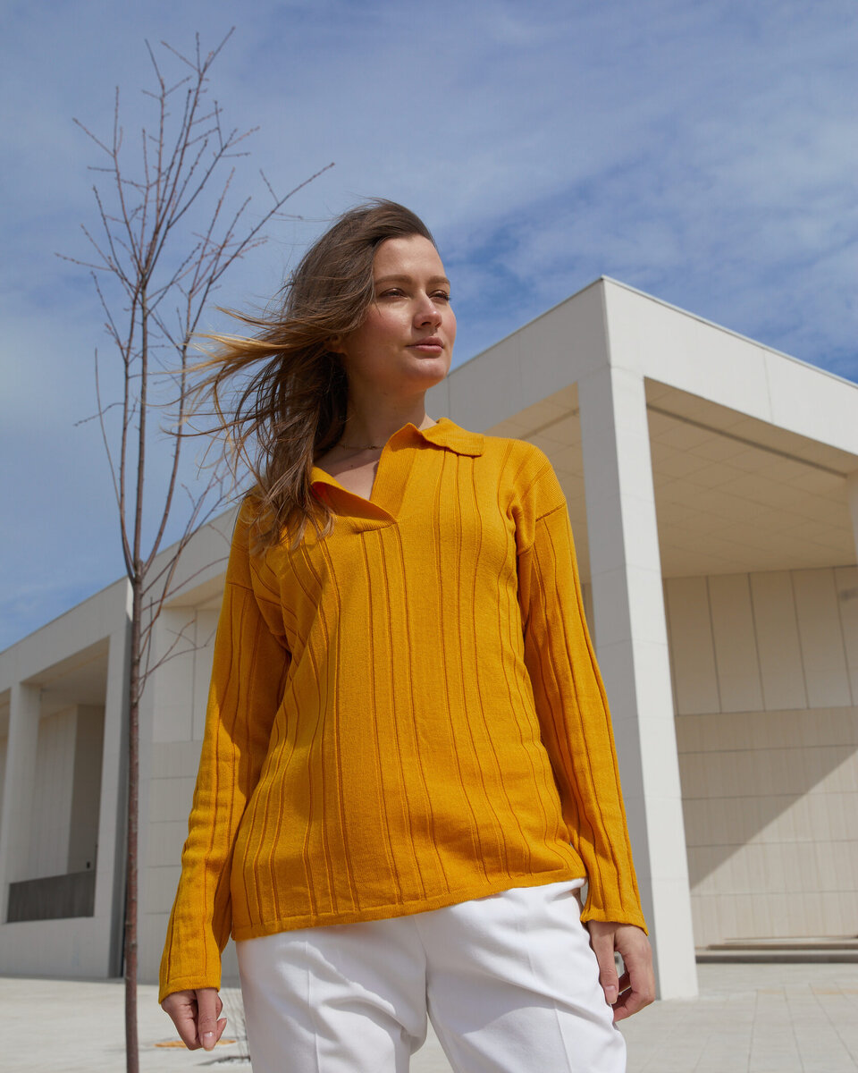 Поло из кэшвула цвета шафран LYNA+