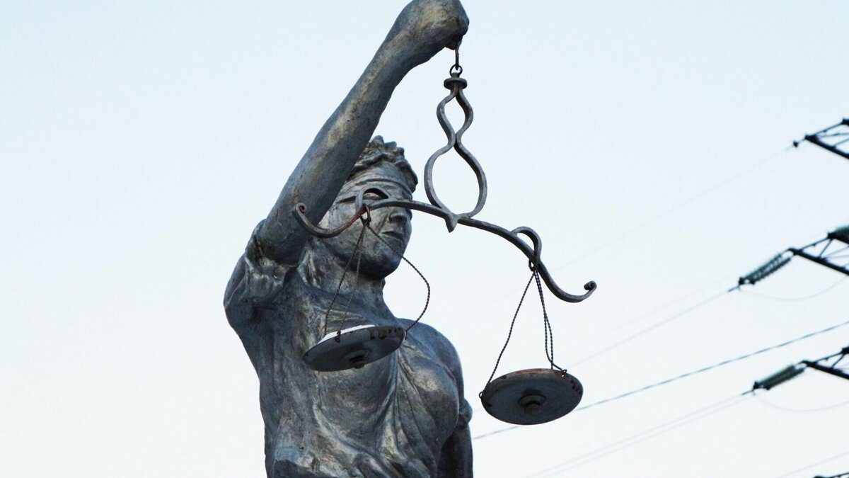     Кассация поддержала решение омских антимонопольщиков о дорожном картеле.