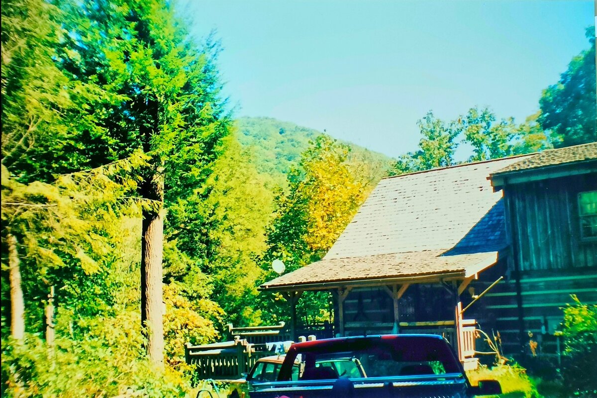 Ранчо в национальном парке Великие Курящиеся Горы, фото автора