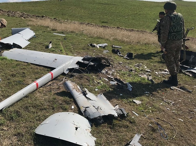 Фото: обломки Bayraktar TB2, Арцах 2020 год.