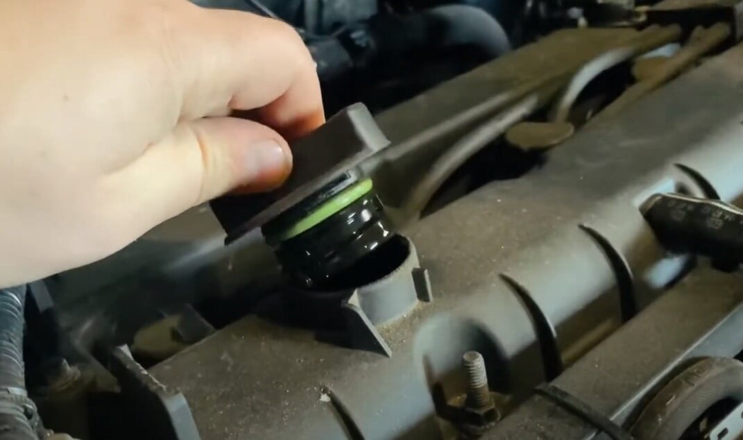 Замена масла в двигателе Ford Focus 2