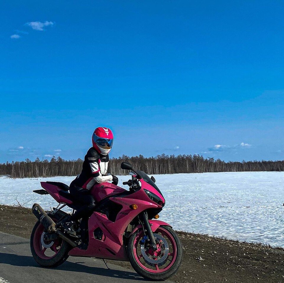    В этом году Кристина открыла мотосезон в апреле. Фото из архива Кристины Заляловой