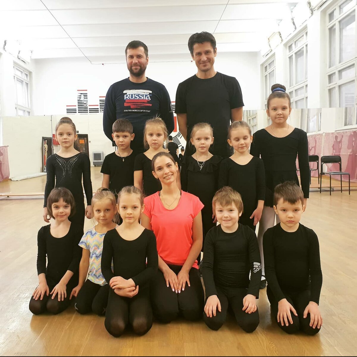 Андрей Аверкин, Алексей Железняков, Вера Метельская с воспитанниками. 12 декабря 2020 года.