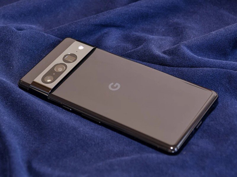    Google Pixel 8 Pro: дизайн на реальных снимках и новые подробности
