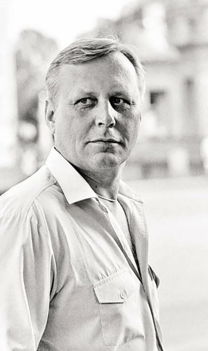 Стрижаков википедия. Режиссер стрижаков. Идрис лаор. Идрис лаор биография. Стрижаков википедия.