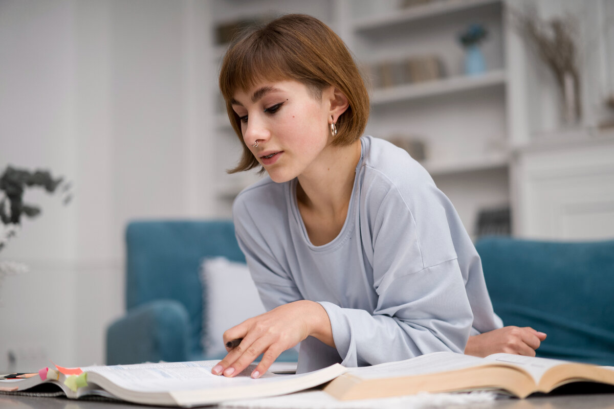 E taking. E taking. E taking. онлайн обучение. Reduced stress.