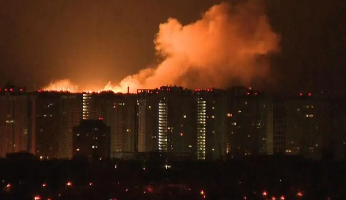    Россия нанесла новый массированный удар с воздуха по Киеву Алексей А.