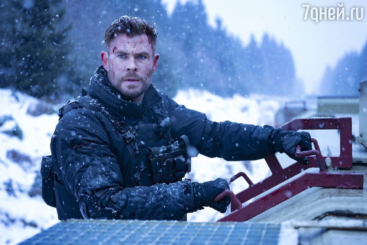    «Тайлер Рейк: Операция по спасению 2», реж. Сэм Харгрейв Кадр из фильма