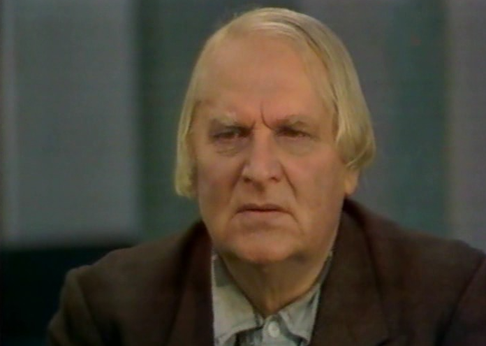 Новосёлов (Николай Анненков), кадр из фильма-спектакля "Фиалка" (1976)