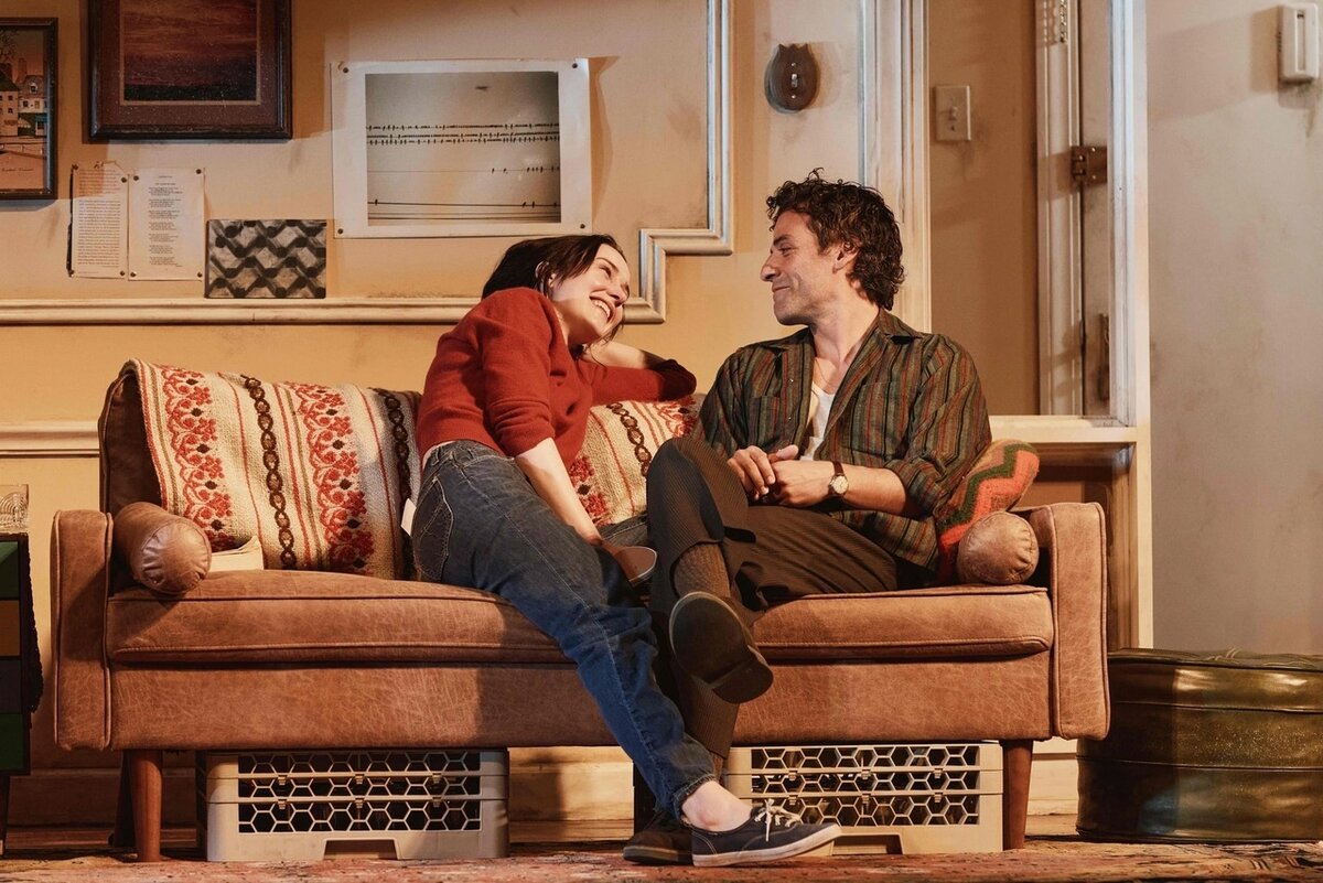 Момент из спектакля - Айрис и Сидни Брустейны