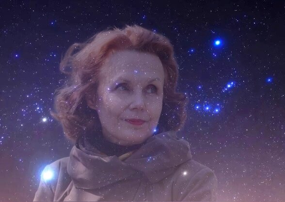 Фото Кайи Саариахо из сети; Орион и Сириус в северном полушарии. Коллаж мой.