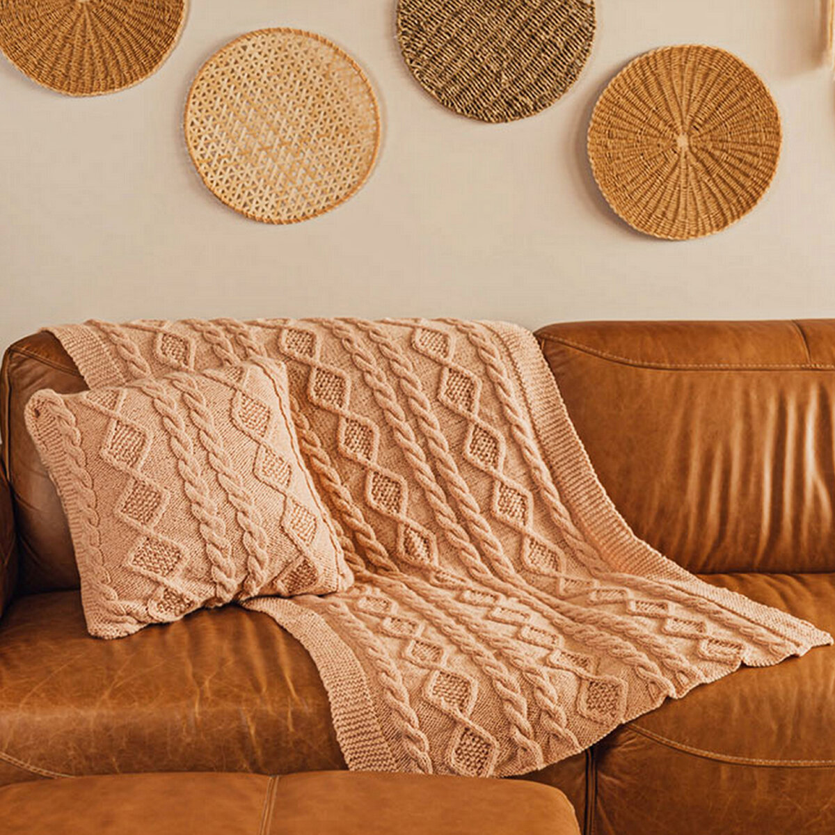Как изготовить чехол для подушки своими руками, больше 30 идей и схем вязания
