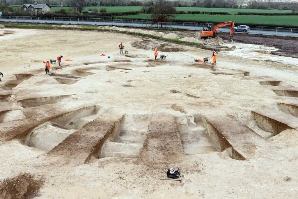    Общий вид кургана / ©Cotswold Archaeology
