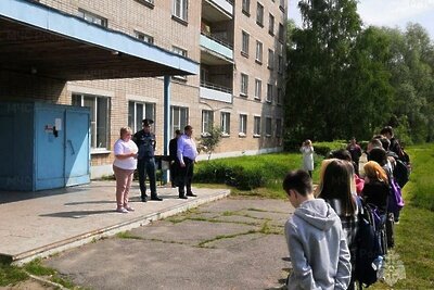    Учебная эвакуация в общежитии Раменского дорожно‑строительного техникума © Пресс-служба ГУ МЧС России по Московской области