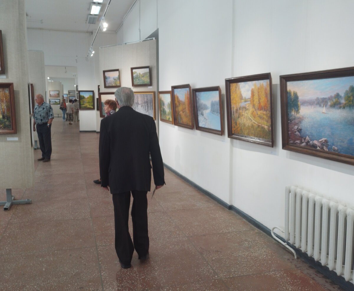 Юбилейная выставка И.В.Щербино в Туле.