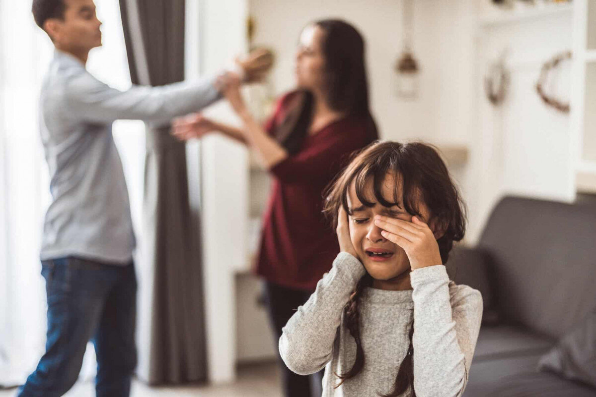 Padres narcisistas y maltrato silencioso